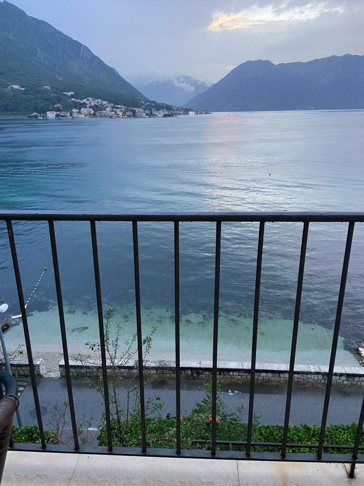Apartment Ivanisevic 2 Kotor Buitenkant foto