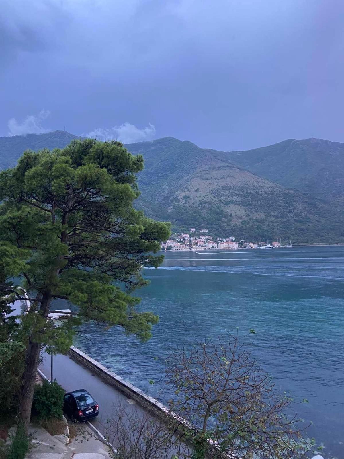 Apartment Ivanisevic 2 Kotor Buitenkant foto